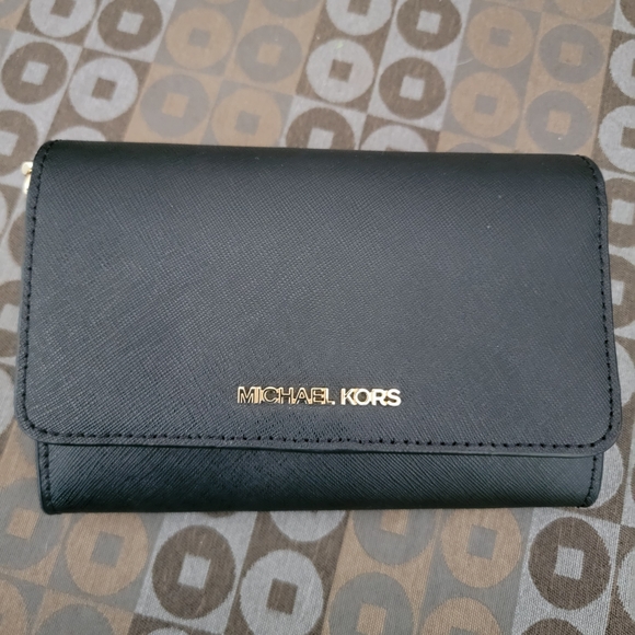 NWT Michael Kors Clutch - Picture 2 of 7